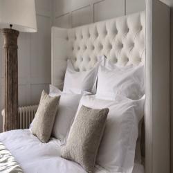 images/bedrooms/pegasus/princess/princess-2_1200x.jpg