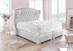 images/bedrooms/pegasus/queen/the_queen2.jpg