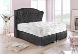 images/bedrooms/pegasus/queen/the_queen4.jpg